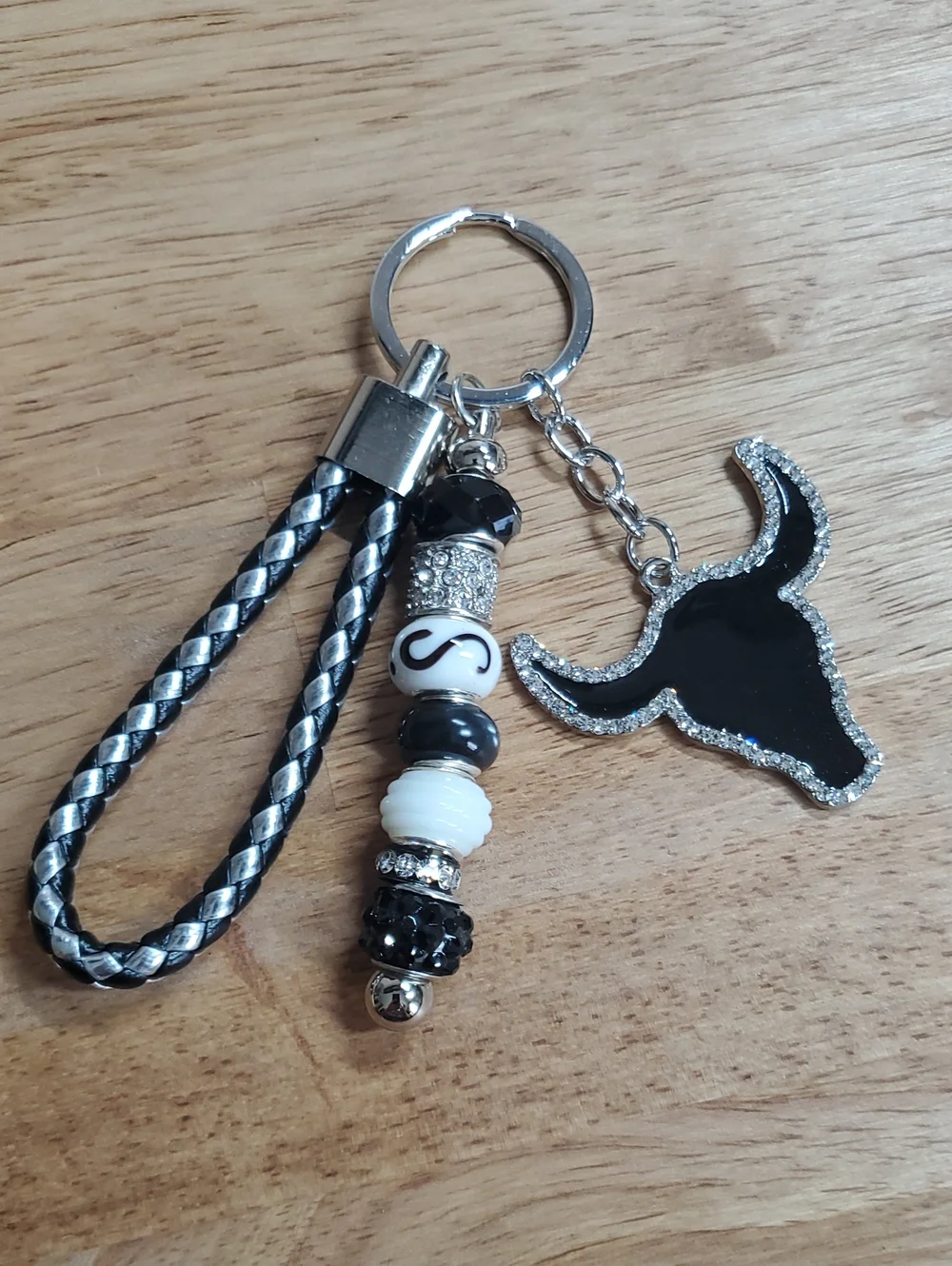 Western Longhorn Black, Silver And White Keychain